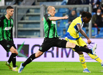 Juventus overtakes Sassu, 2-1, strides Napoli by one point